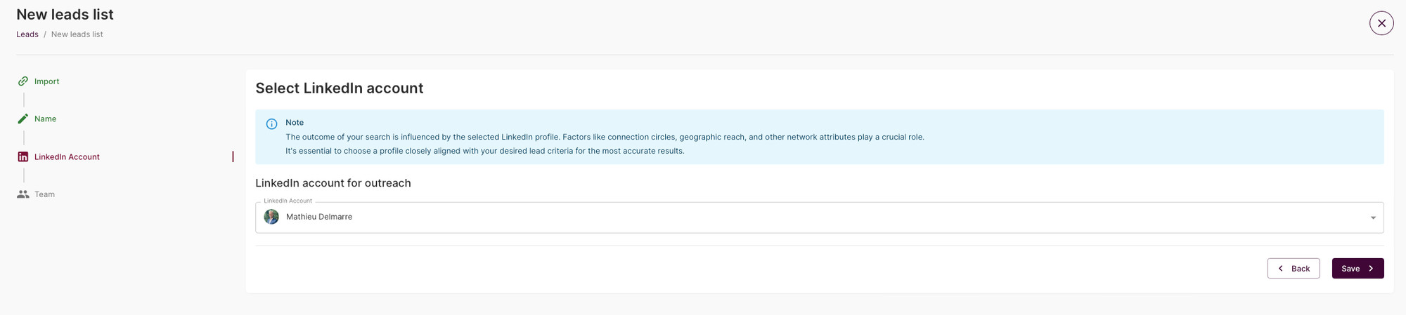 Selecting the LinkedIn account for a new prospect list